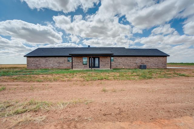 16812 N County Road 1200, Shallowater, TX 79363