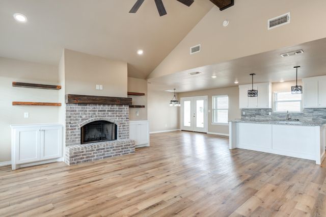 16812 N County Road 1200, Shallowater, TX 79363