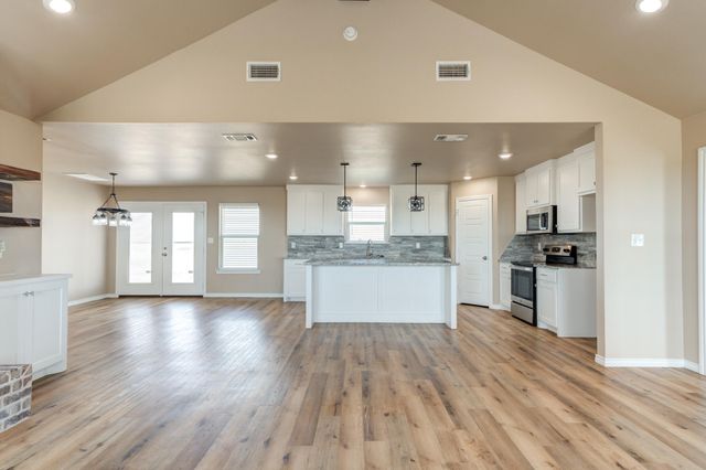 16812 N County Road 1200, Shallowater, TX 79363