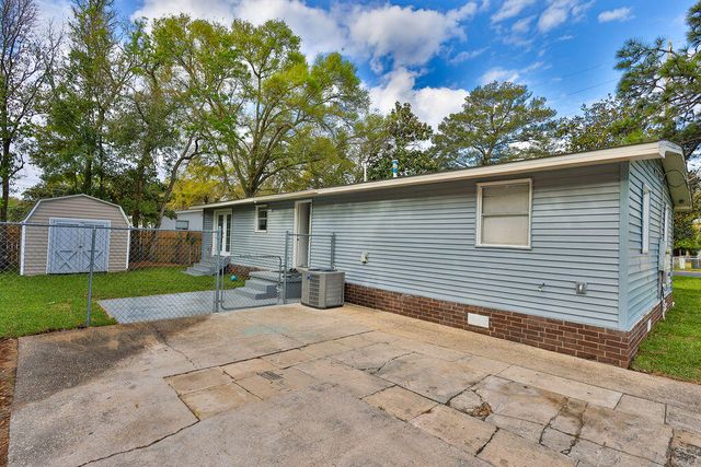 5 NW Jonquil Avenue, Fort Walton Beach, FL 32548