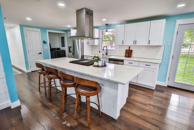 5 NW Jonquil Avenue, Fort Walton Beach, FL 32548