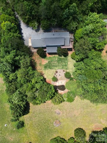 138 Elliott Lane, Rutherfordton, NC 28139
