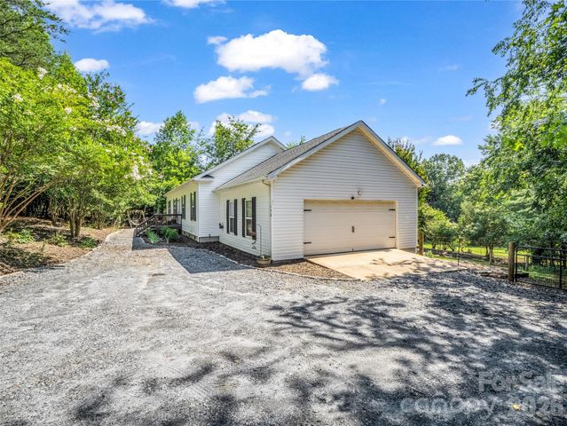138 Elliott Lane, Rutherfordton, NC 28139