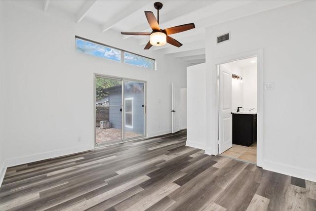 2006 De Verne ST, Austin, TX 78704