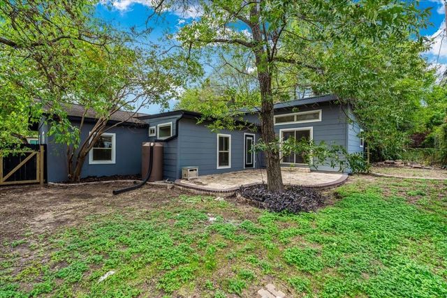 2006 De Verne ST, Austin, TX 78704