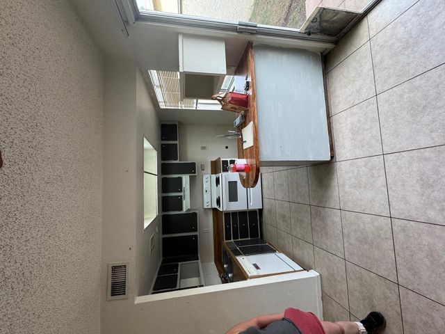 15601 N 27th Street Unit 40, Phoenix, AZ 85032