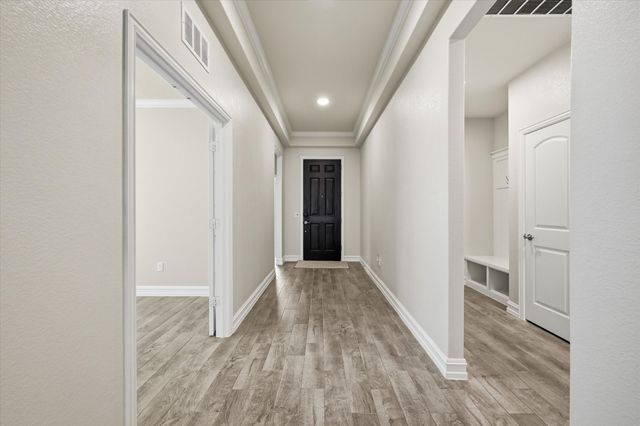 2820 Gillingham Lane, Mckinney, TX 75071