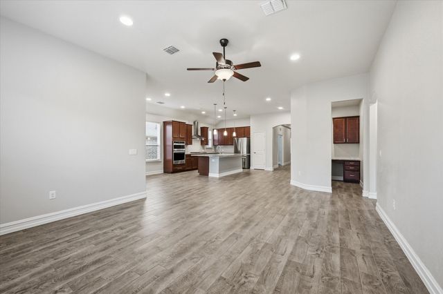 2820 Gillingham Lane, Mckinney, TX 75071