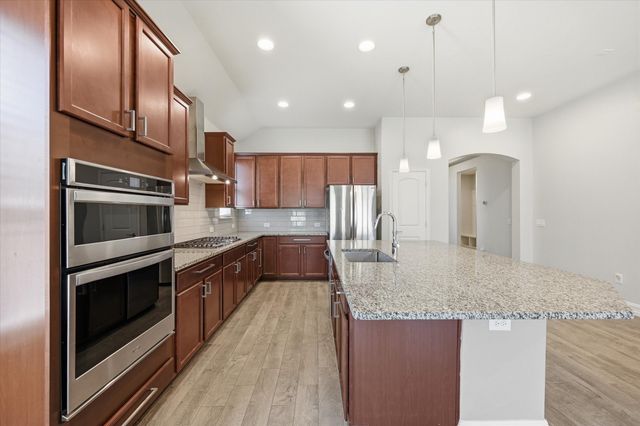 2820 Gillingham Lane, Mckinney, TX 75071