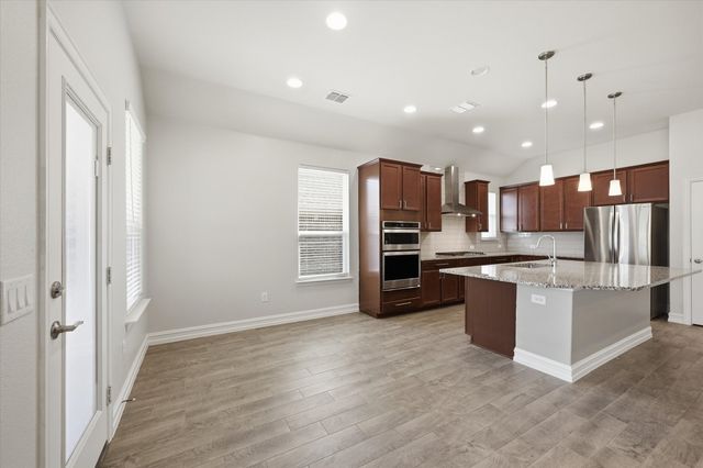 2820 Gillingham Lane, Mckinney, TX 75071