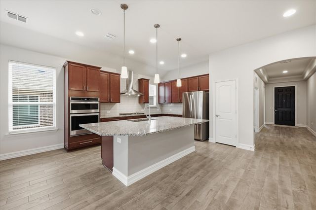 2820 Gillingham Lane, Mckinney, TX 75071