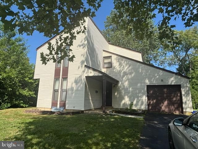 19 PENNINGTON RD, East Windsor, NJ 08520
