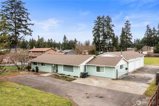 15705 5th Avenue E, Tacoma, WA 98445