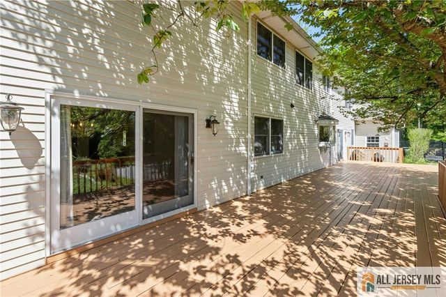 60 Evergreen Lane, Watchung, NJ 07069