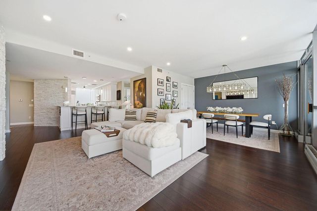 1 Miranova Place, 1610, Columbus, OH 43215