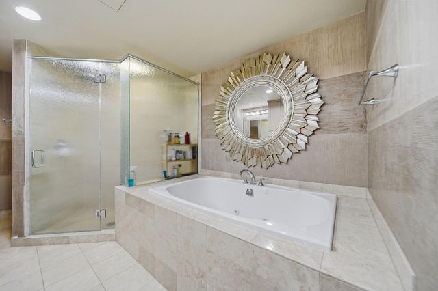 1 Miranova Place, 1610, Columbus, OH 43215