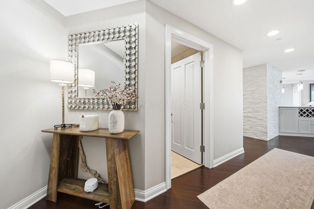 1 Miranova Place, 1610, Columbus, OH 43215