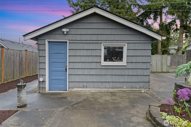 918 Maple Street, Everett, WA 98201