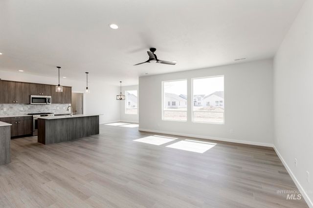 5408 W Yarnell St, Eagle, ID 83616