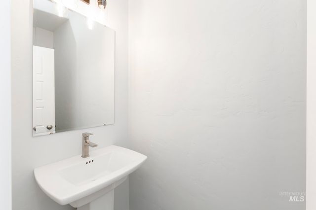 5408 W Yarnell St, Eagle, ID 83616