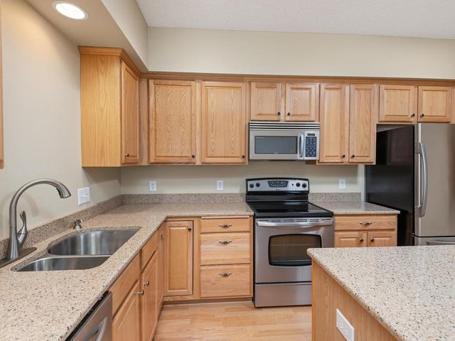 11513 Chisholm Circle NE C, Blaine, MN 55449