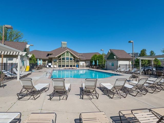 11513 Chisholm Circle NE C, Blaine, MN 55449