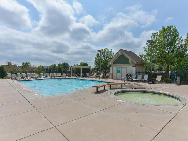 11513 Chisholm Circle NE C, Blaine, MN 55449