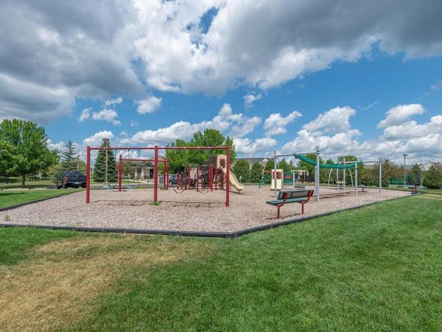 11513 Chisholm Circle NE C, Blaine, MN 55449