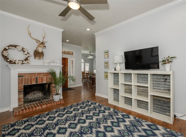 2905 Aztec Court, College Station, TX 77845