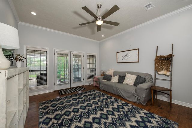 2905 Aztec Court, College Station, TX 77845