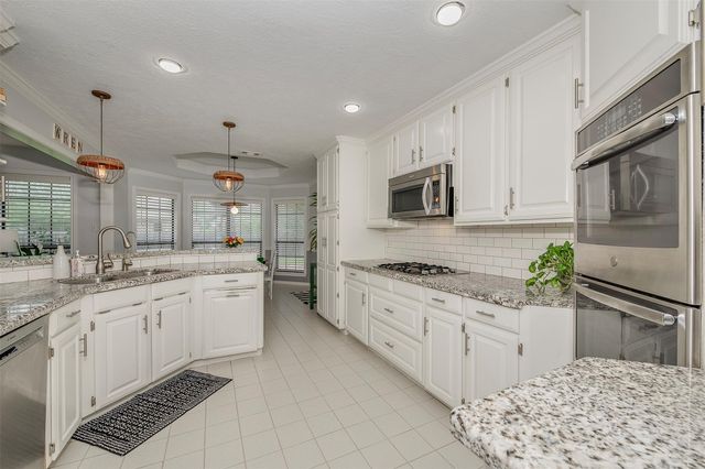 2905 Aztec Court, College Station, TX 77845