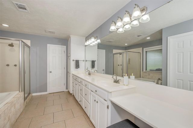 2905 Aztec Court, College Station, TX 77845
