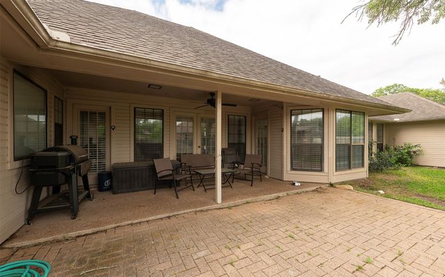 2905 Aztec Court, College Station, TX 77845
