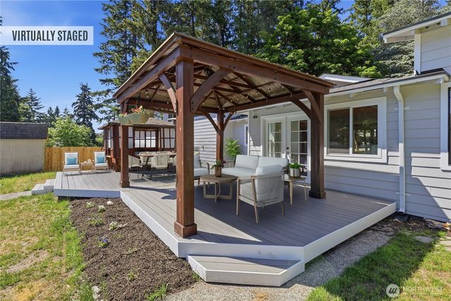 17405 18th Avenue W, Lynnwood, WA 98037