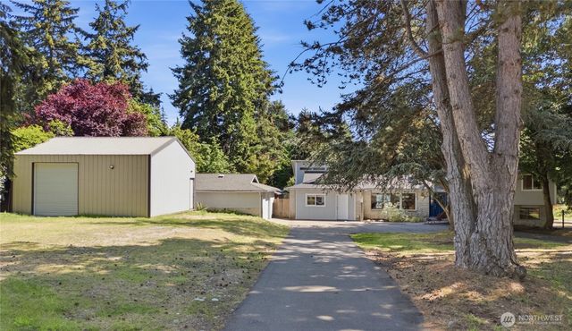 17405 18th Avenue W, Lynnwood, WA 98037