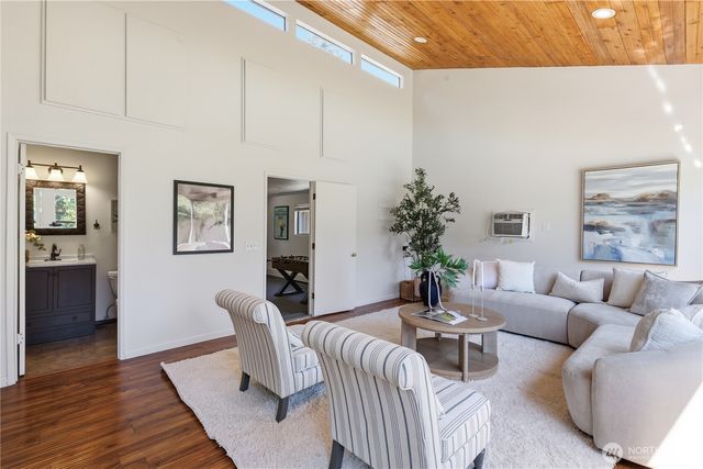 17405 18th Avenue W, Lynnwood, WA 98037