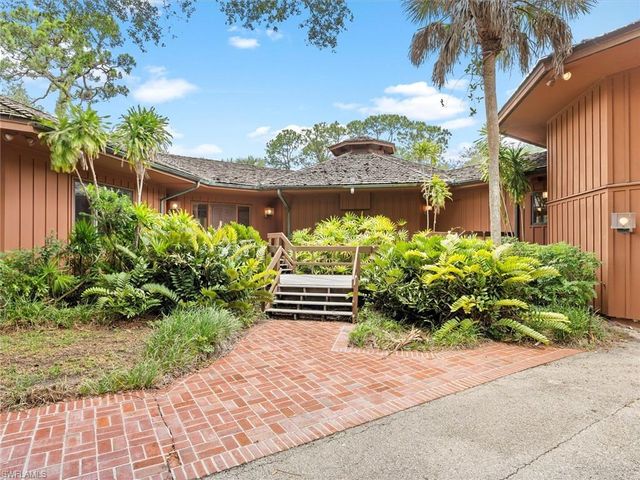 3720 Gail BLVD, Naples, FL 34104
