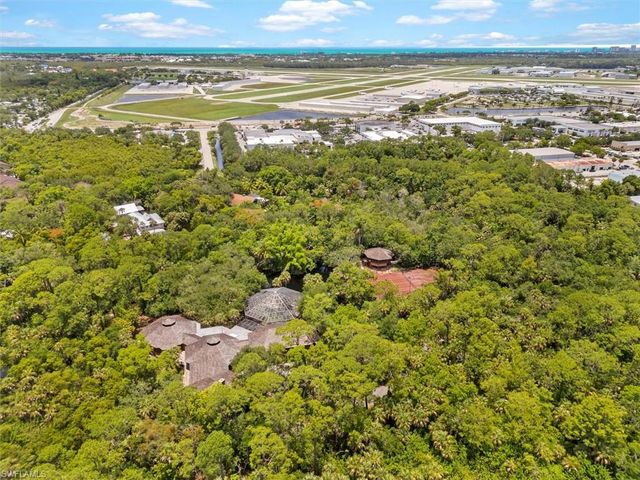 3720 Gail BLVD, Naples, FL 34104