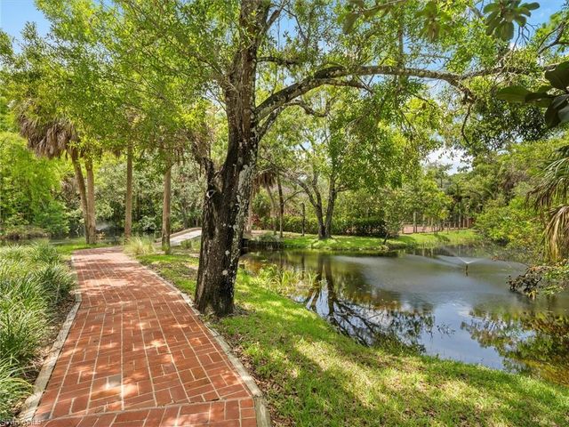 3720 Gail BLVD, Naples, FL 34104