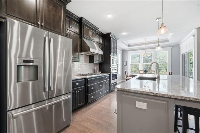 11111 N Euclid Avenue, Kansas City, MO 64155