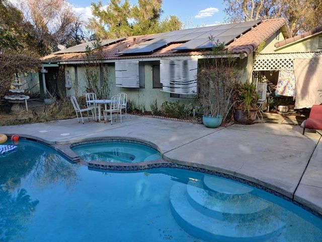 2151 N Farrell, Palm Springs, CA 92262