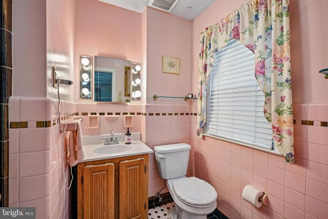 380 SYCAMORE MILLS RD, Media, PA 19063