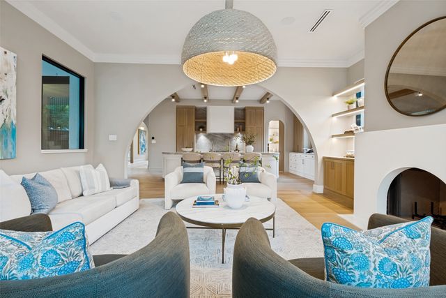 6606 Winton Street, Dallas, TX 75214
