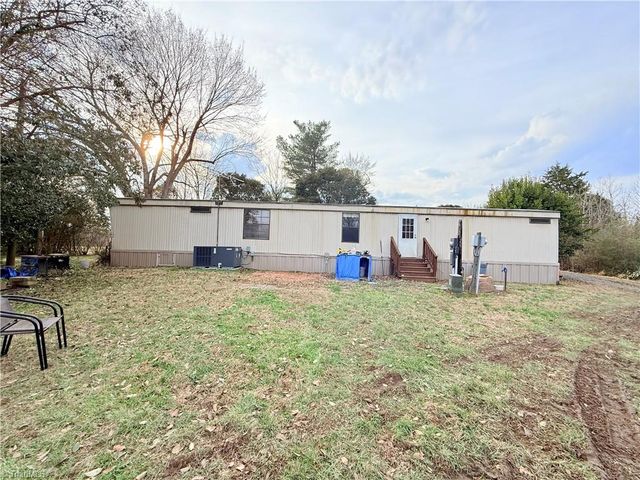 6096 NC Highway 22, Climax, NC 27233