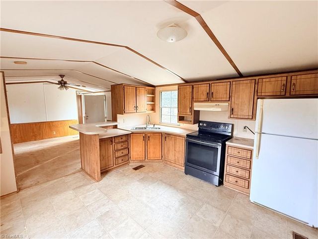 6096 NC Highway 22, Climax, NC 27233