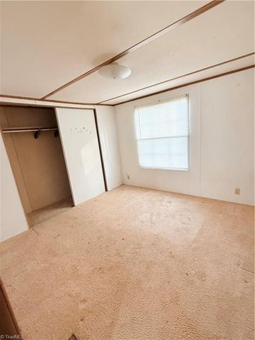 6096 NC Highway 22, Climax, NC 27233