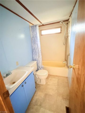 6096 NC Highway 22, Climax, NC 27233