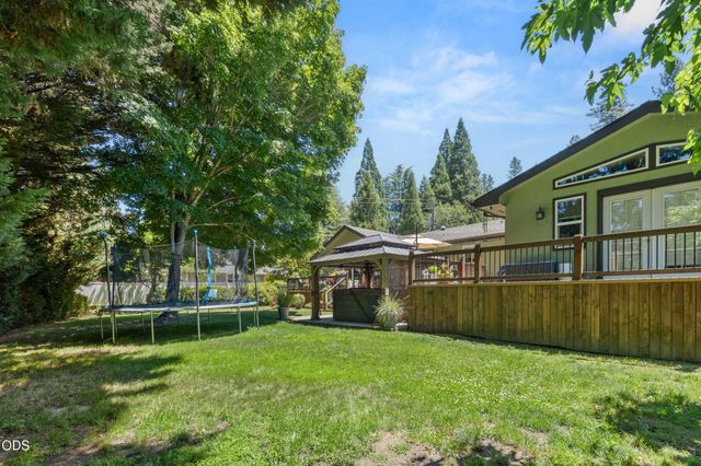 686 Towne Street, Grants Pass, OR 97527