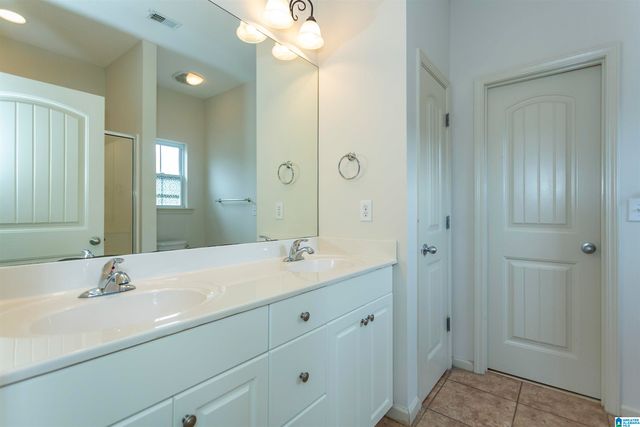 6652 WOODFORD LANE, Bessemer, AL 35022