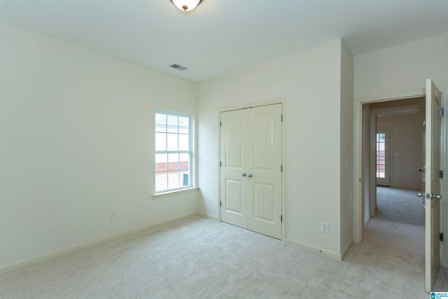 6652 WOODFORD LANE, Bessemer, AL 35022